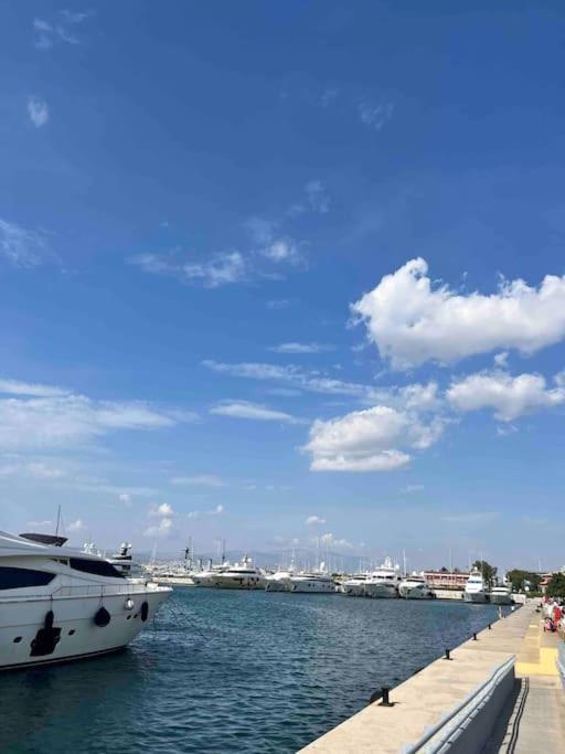 Fresh Spicy 1Bd Amusement Arcade Apartment Athens Luaran gambar
