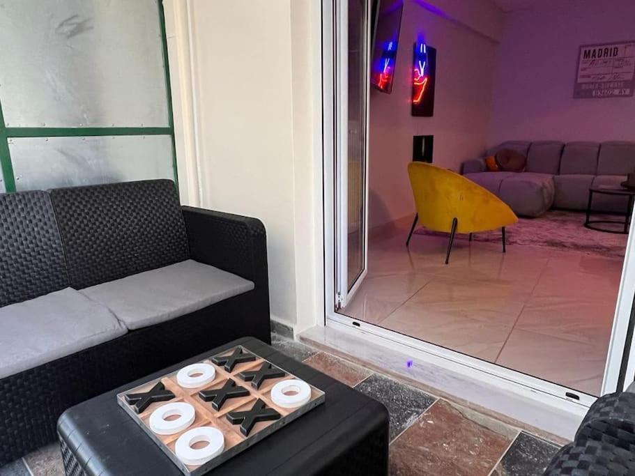 Fresh Spicy 1Bd Amusement Arcade Apartment Athens Luaran gambar