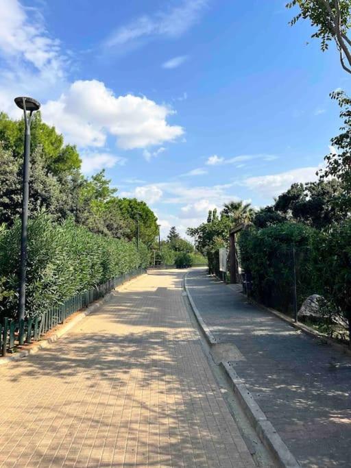 Fresh Spicy 1Bd Amusement Arcade Apartment Athens Luaran gambar